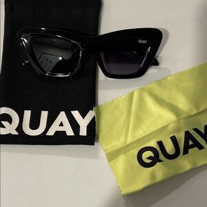 QUAY Women's On The Radio RX QT-001102 Black / Smoke Gradient Sunglasses